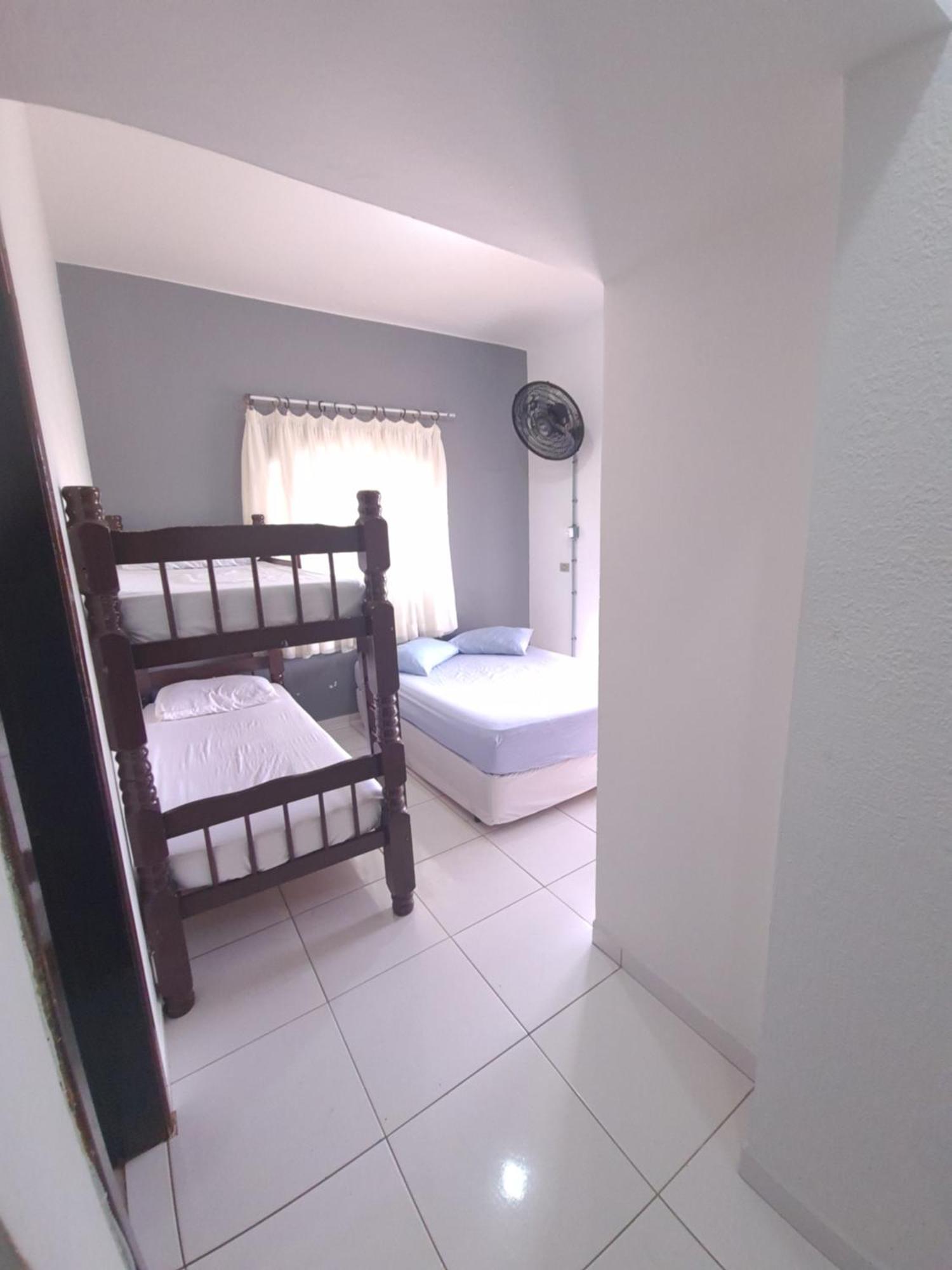 Hostel Praia Centro Itanhaém 部屋 写真